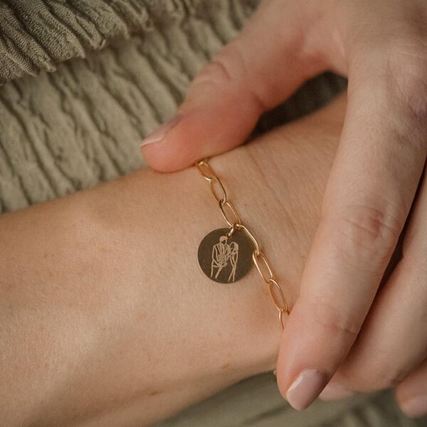 Lijntekening trouwerij goud armband