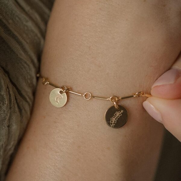 eigen ontwerp armband goud